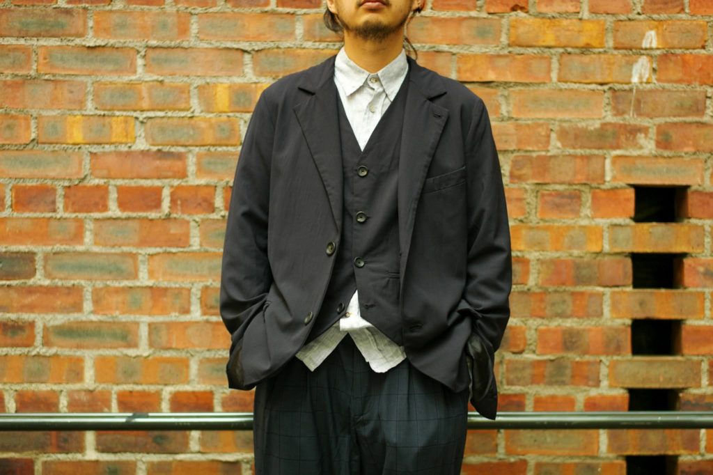 Geoffrey B. Small シルクシャツ M camexbolivia.com