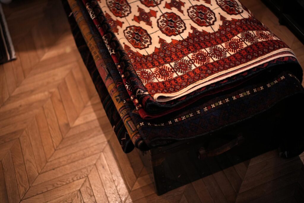 Vintage Rug Event
