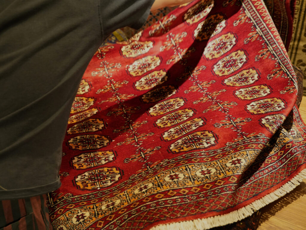 Vintage Rug Event