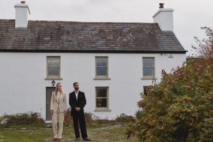 OSAKA,  meet  Harry Mundy .