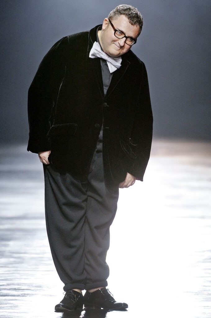 MICAEL TAPIA